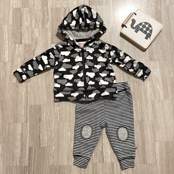 Skip Hop hoodie and pants 2 piece set for baby - Picture 1 of 8
